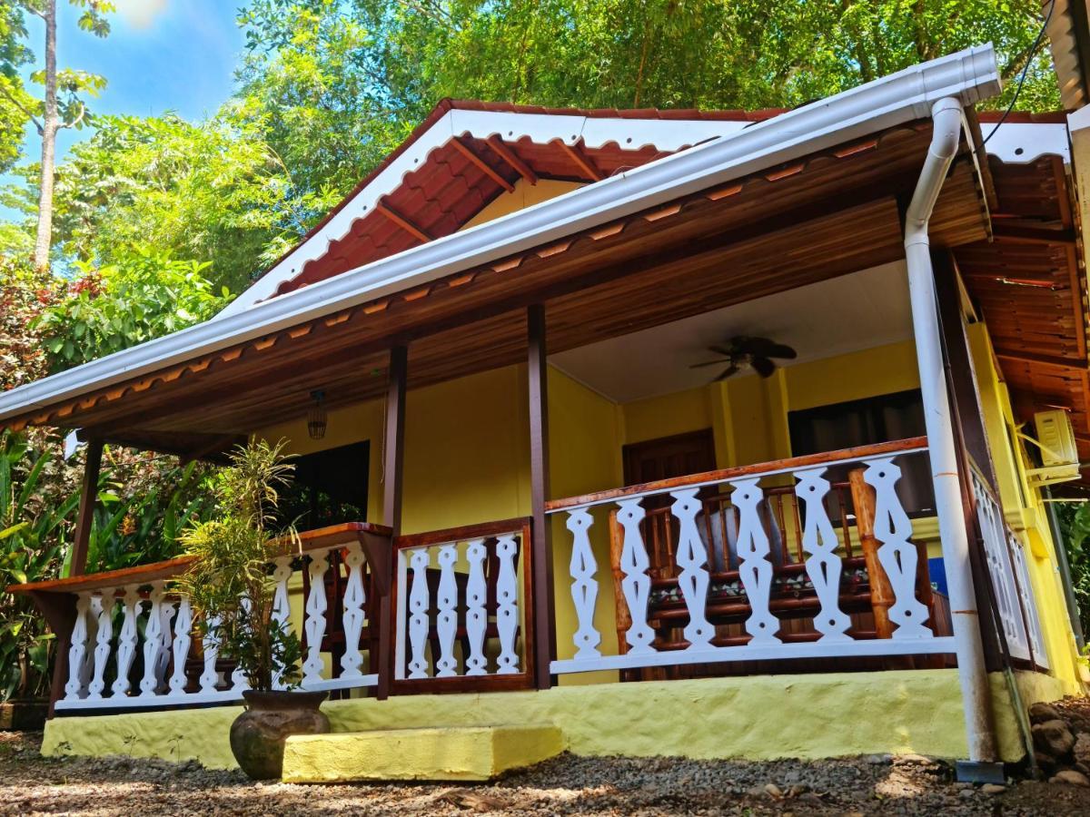 Jungle Beach Bungalow With Ac & Fiber Optic Puerto Viejo de Talamanca ภายนอก รูปภาพ